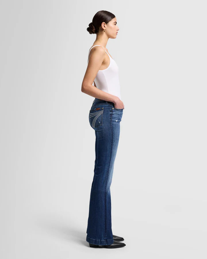 7FAM DOJO in Lake Blue